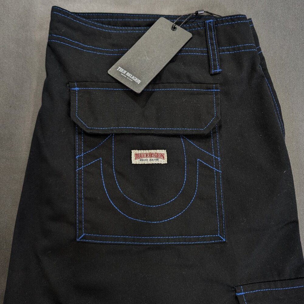 True Religion Cargo Pants Jet Black Pacific Blue Stitch Men`s Size 40x32 42x32